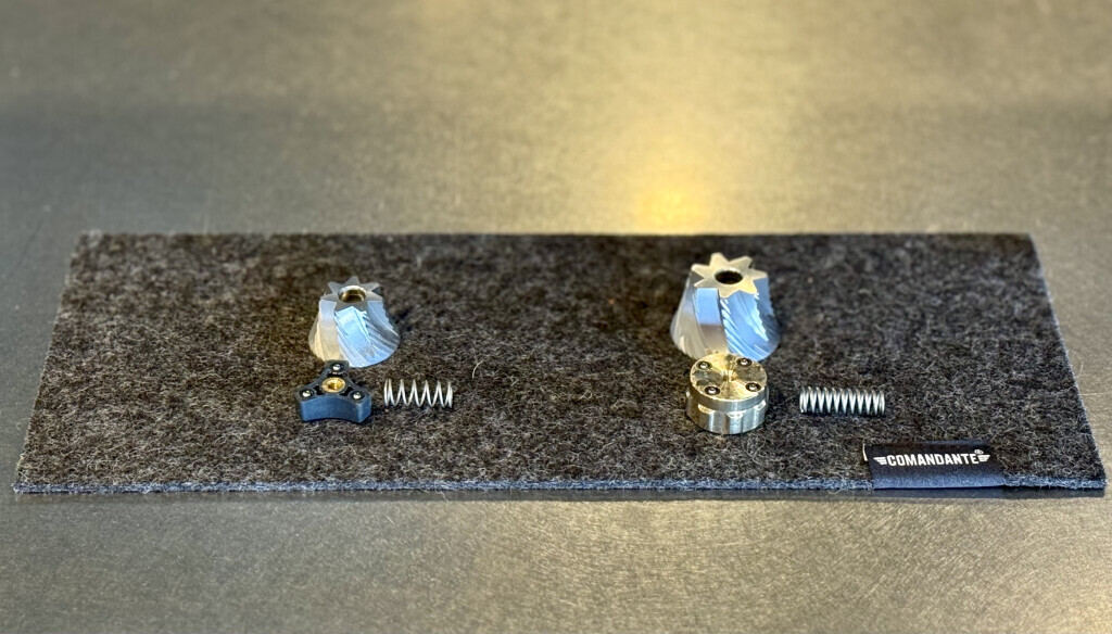 COMANDANTE C60 BARACUDA BLADE